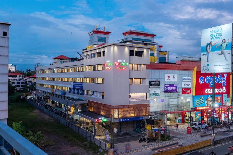 Property building, Neighbourhood, City view, Street view