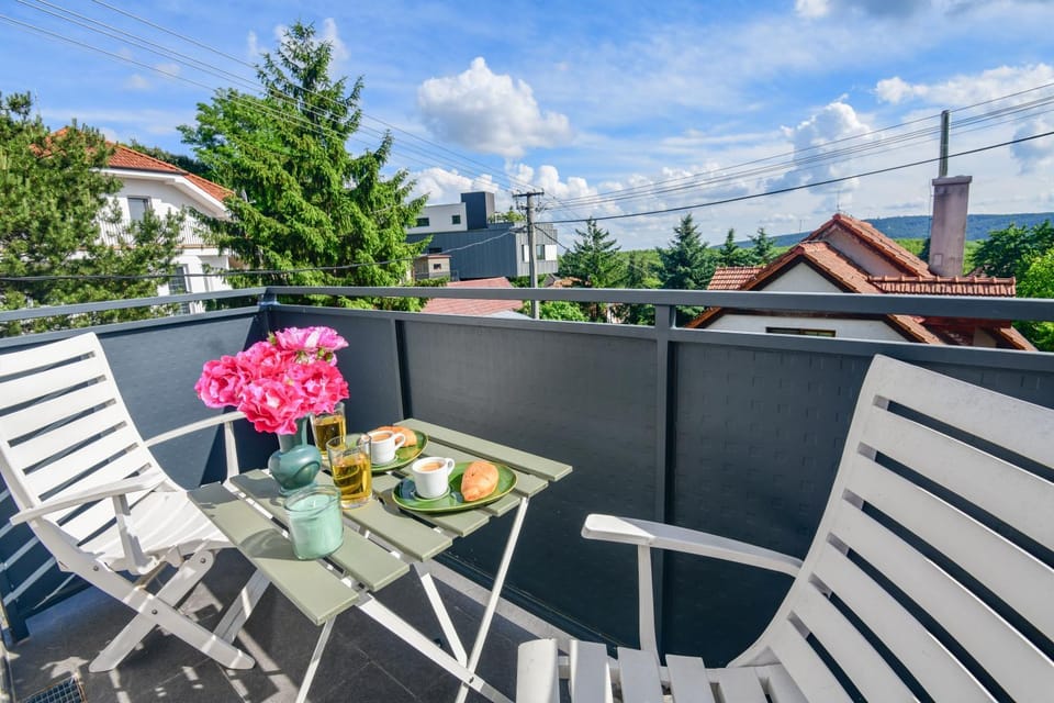 Balcony/Terrace, Balcony/Terrace