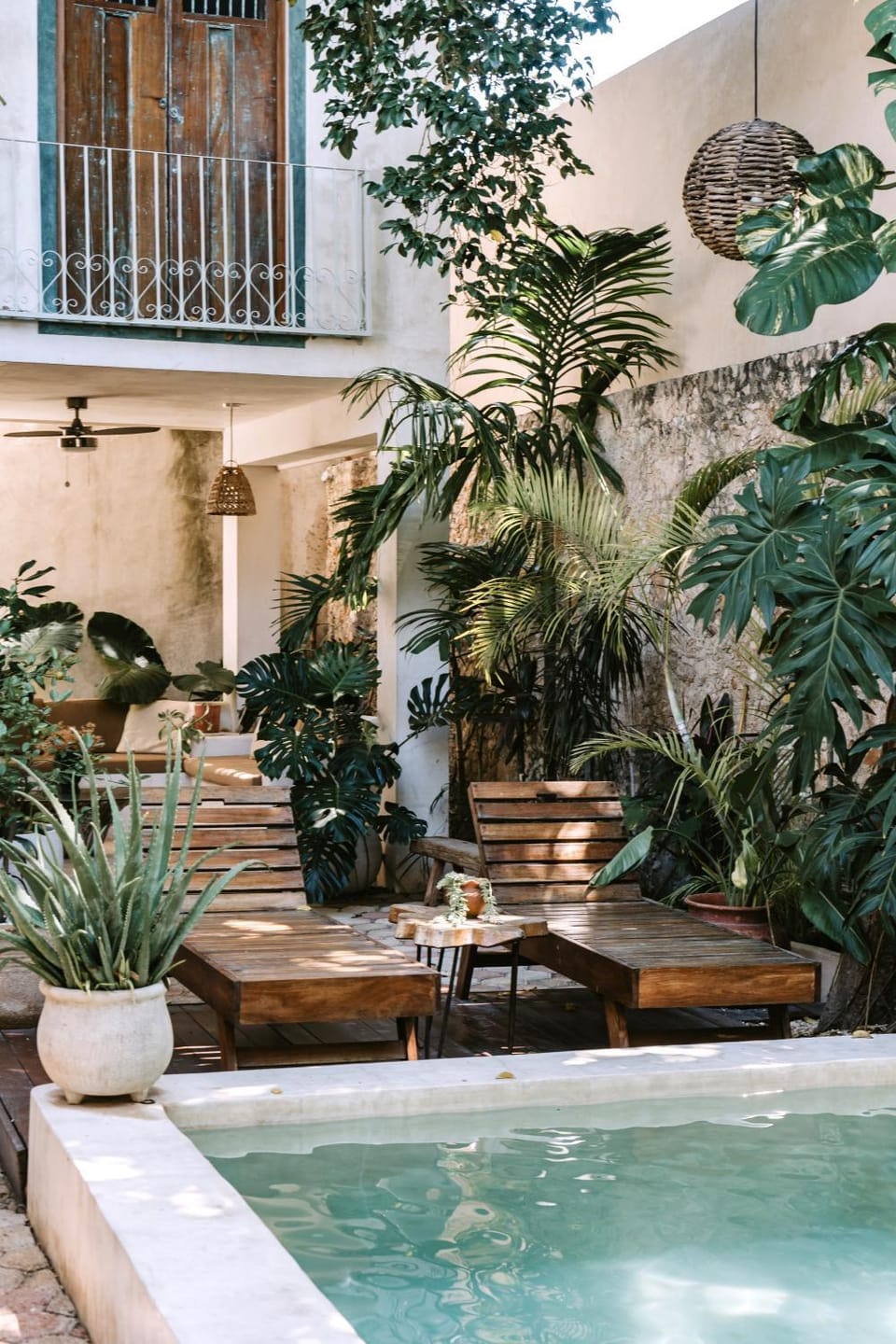 Patio, Pool view, Swimming pool