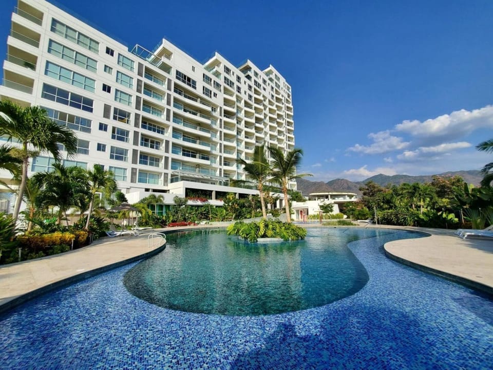 Pool view, Swimming pool