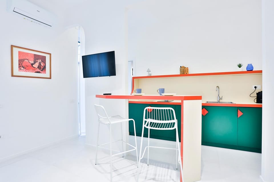 TV and multimedia, Kitchen or kitchenette