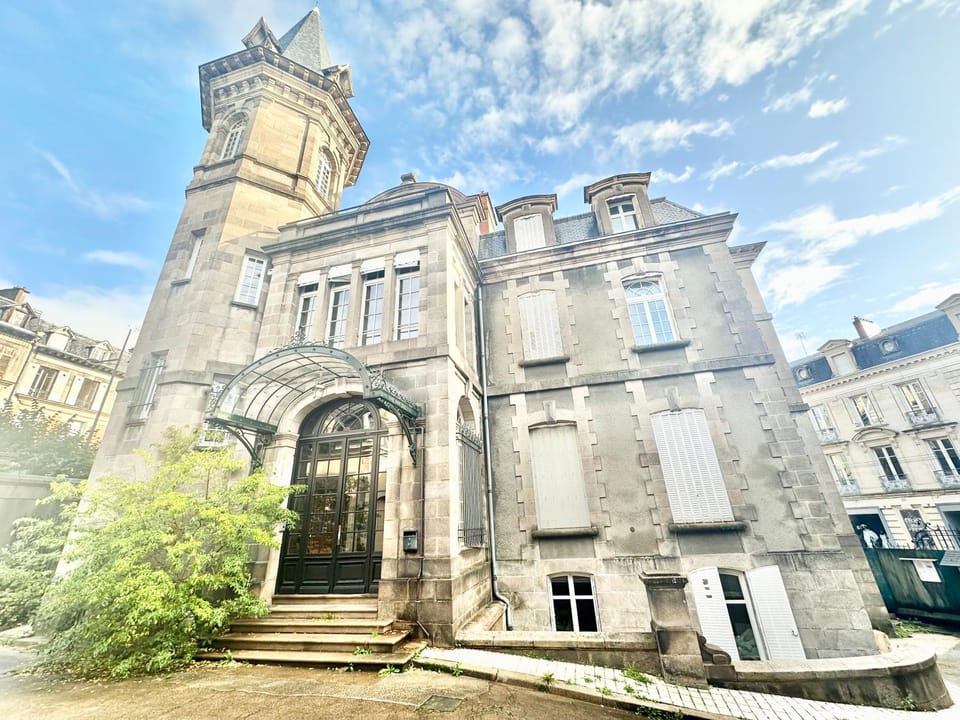 Le Cerez, central et atypique Apartment in Limoges