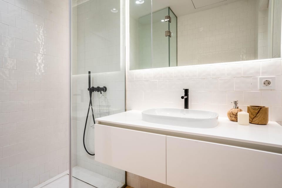 Shower, Bathroom