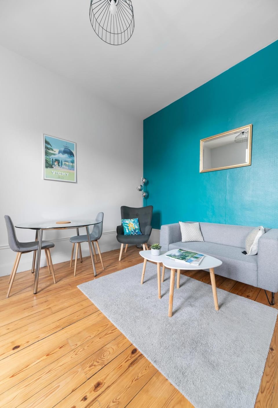 Living room, Dining area
