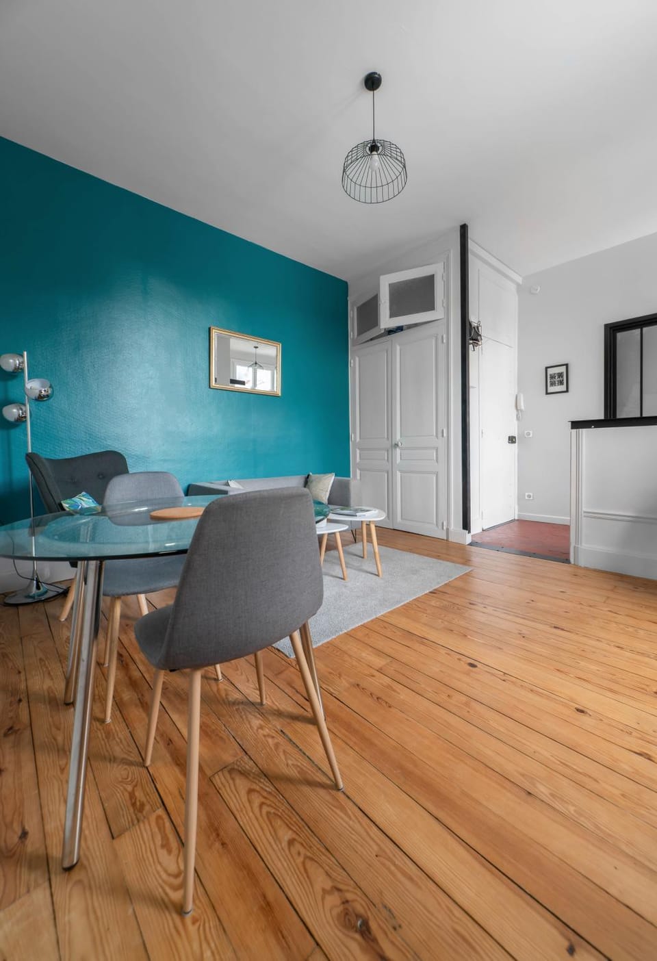Living room, Dining area