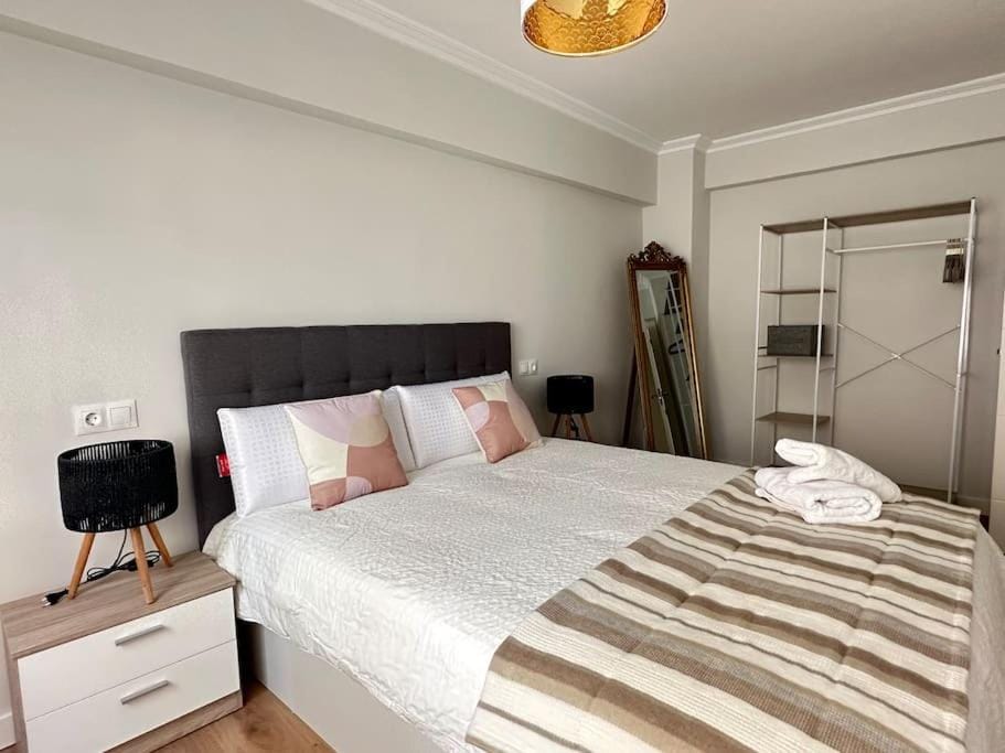 Apartamentos 2K - Apartamento en playa de Brazomar reformado Apartment in Castro Urdiales