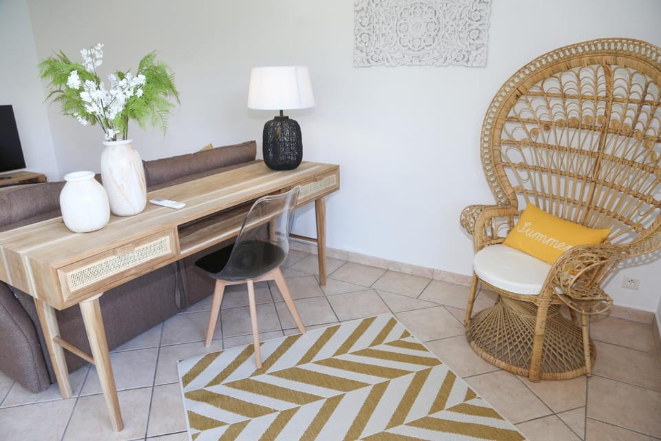 Seating area