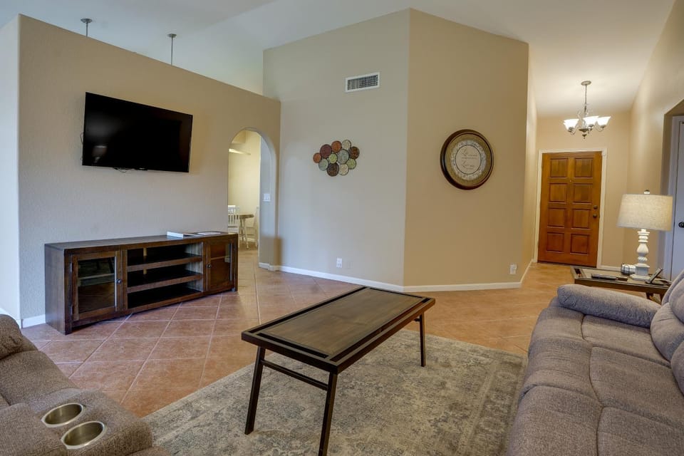 Pet-Friendly Yard! Home Near State Farm Stadium House in Glendale