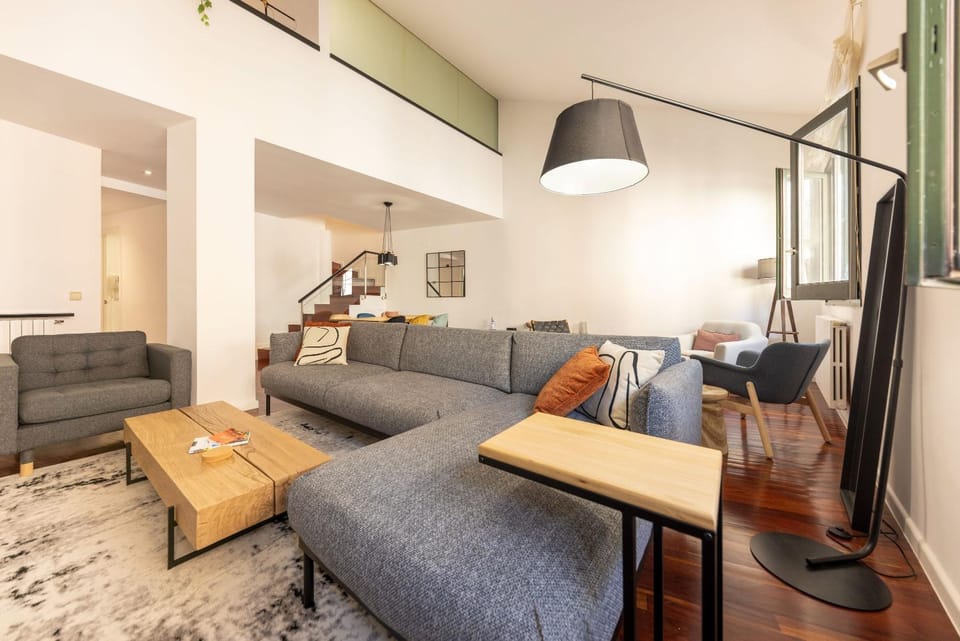 Living room, Seating area