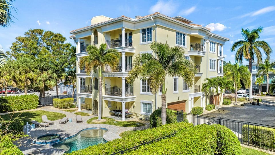 Siesta Breeze Retreat - 300 House in Siesta Beach