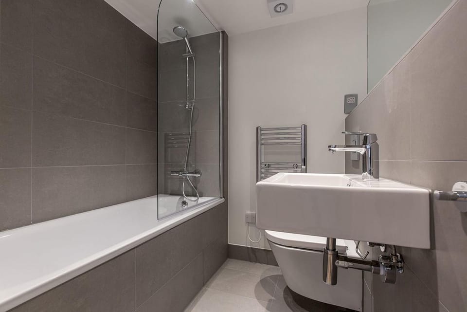 Shower, Bathroom, Bath, towels
