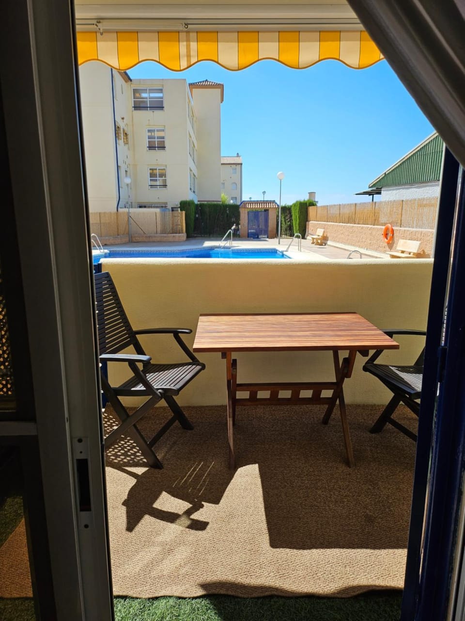 Balcony/Terrace, Dining area, Pool view, Swimming pool