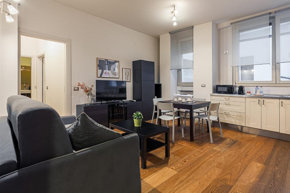 TV and multimedia, Kitchen or kitchenette, Living room, Seating area, Dining area, minibar