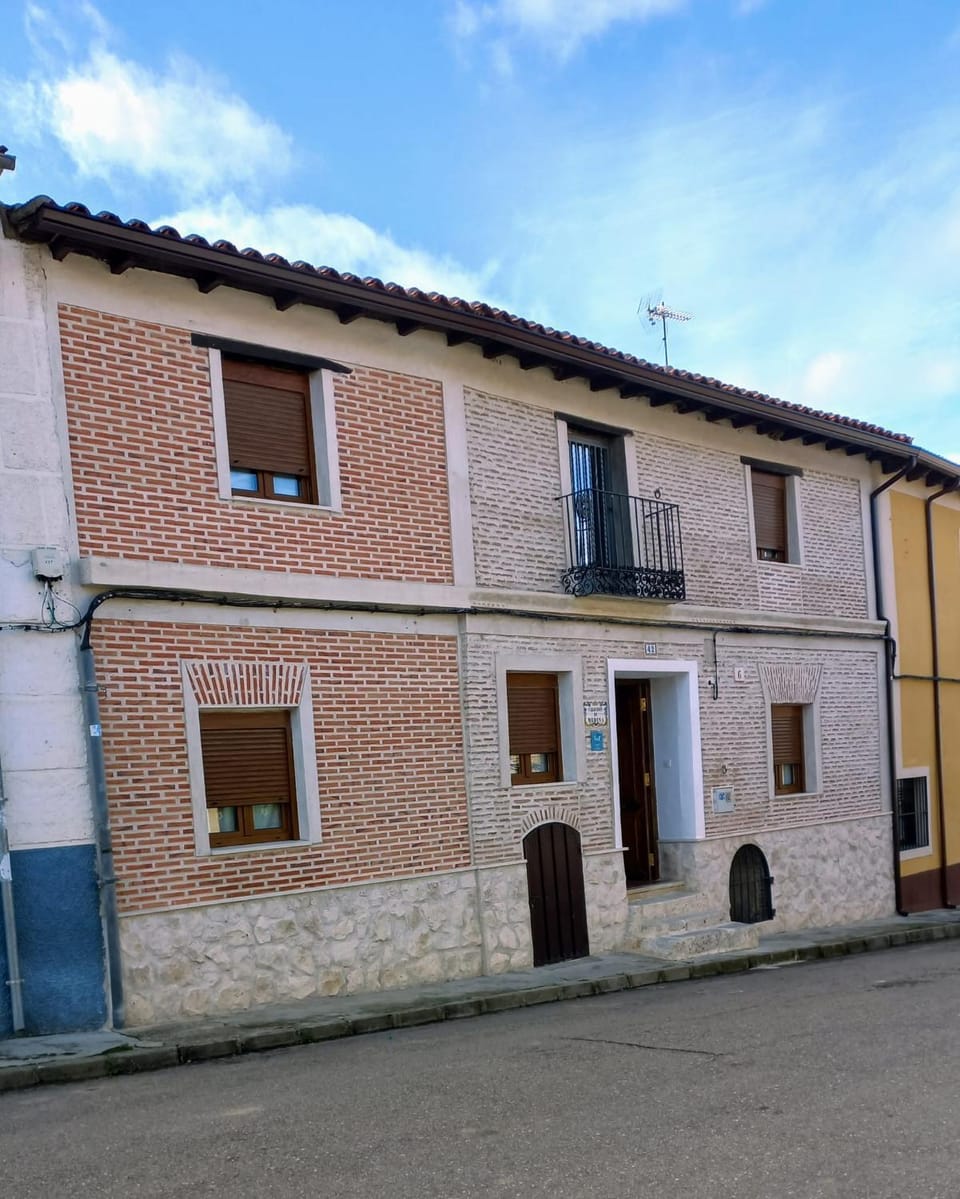 Casa Calderón de Medina lV House in Castile and León