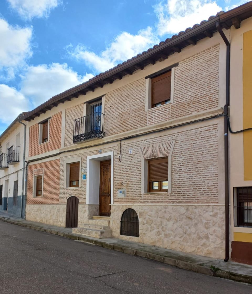 Casa Calderón de Medina lV House in Castile and León