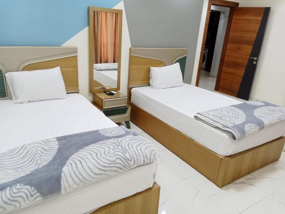شقة جديدة سوبر لوكس جامعة الدول المهندسين Egyptian Nile Cairo royal furnished apartment in muhandessin Apartment in Egypt