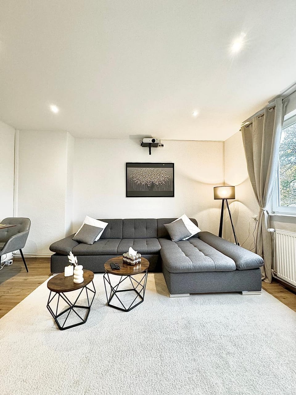 TV and multimedia, Living room, Photo of the whole room, Seating area
