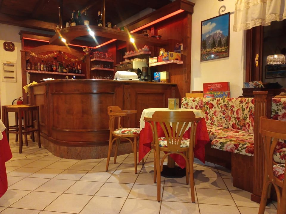 Lounge or bar