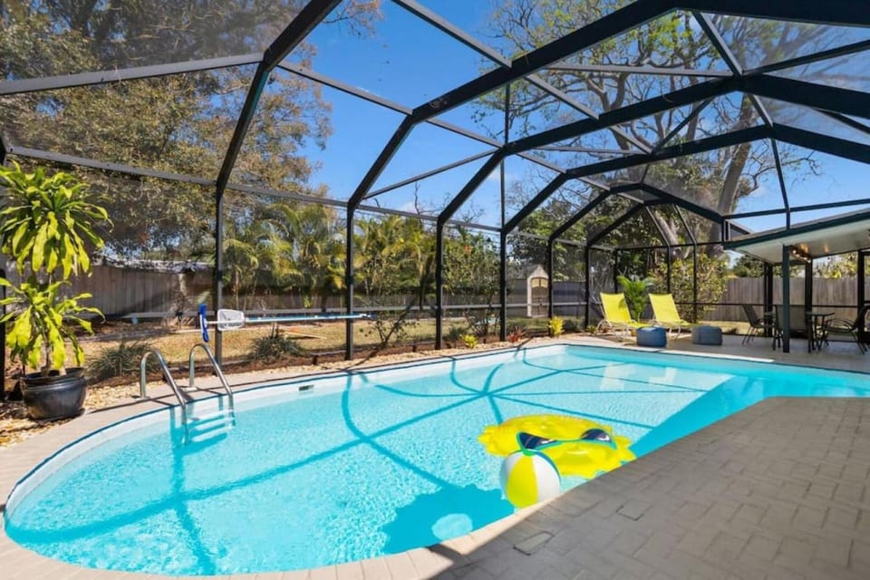 Natural landscape, Garden view, Pool view, Swimming pool, sunbed