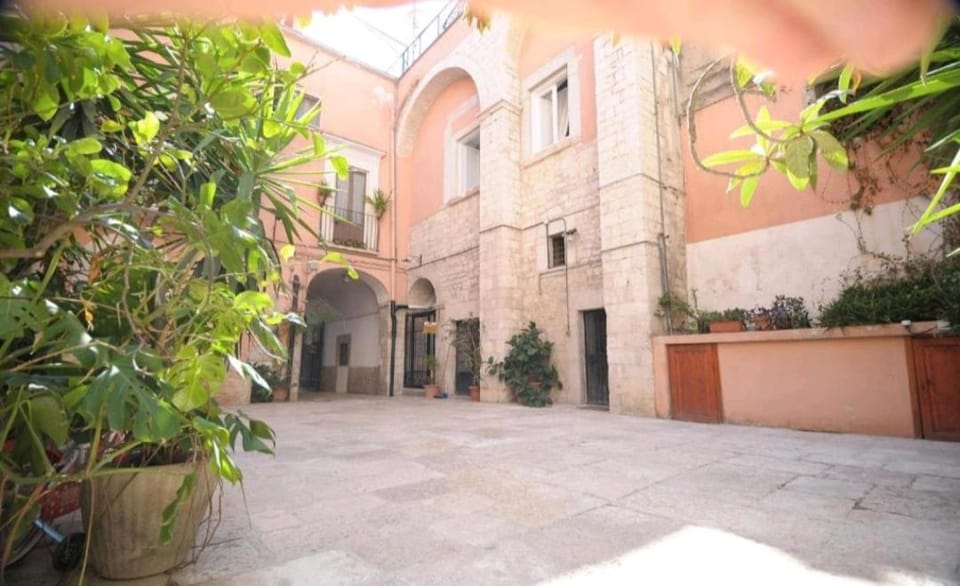 Saint Patrick-Guest House Del 1200 Bed and Breakfast in Apulia