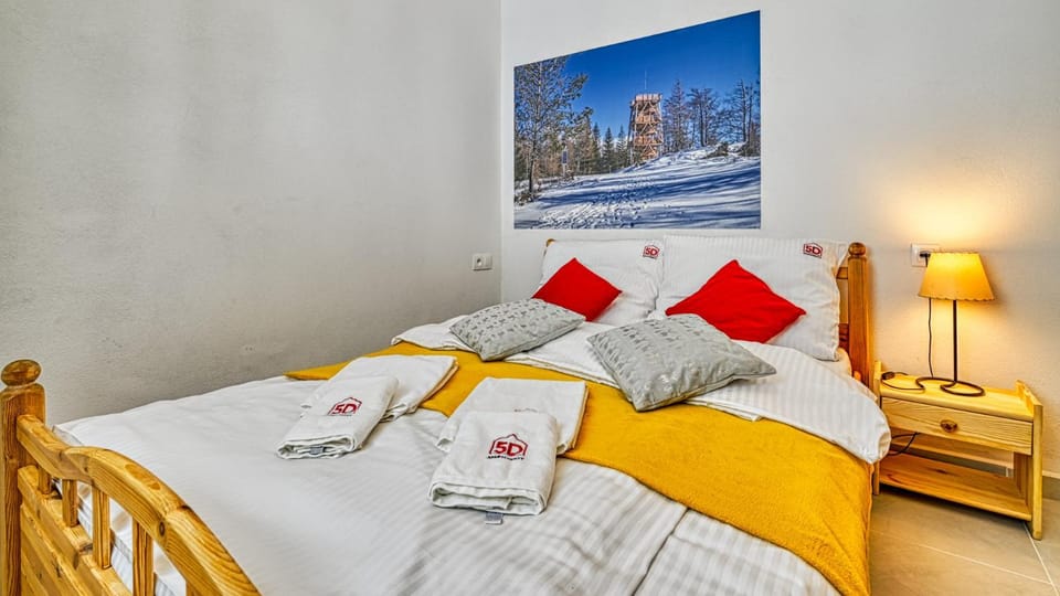 Izerskie Cztery Pory Roku - 5D Apartments Apartment in Lower Silesian Voivodeship