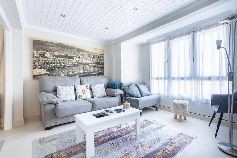 Old Port, apartamento con vistas al puerto. Apartment in Bermeo