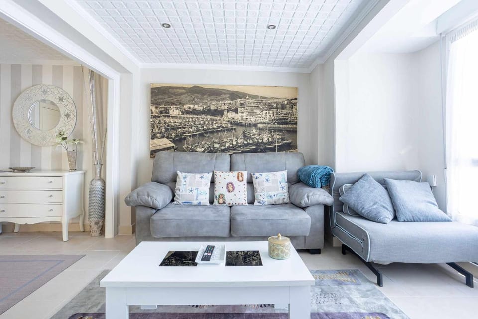 Old Port, apartamento con vistas al puerto. Apartment in Bermeo