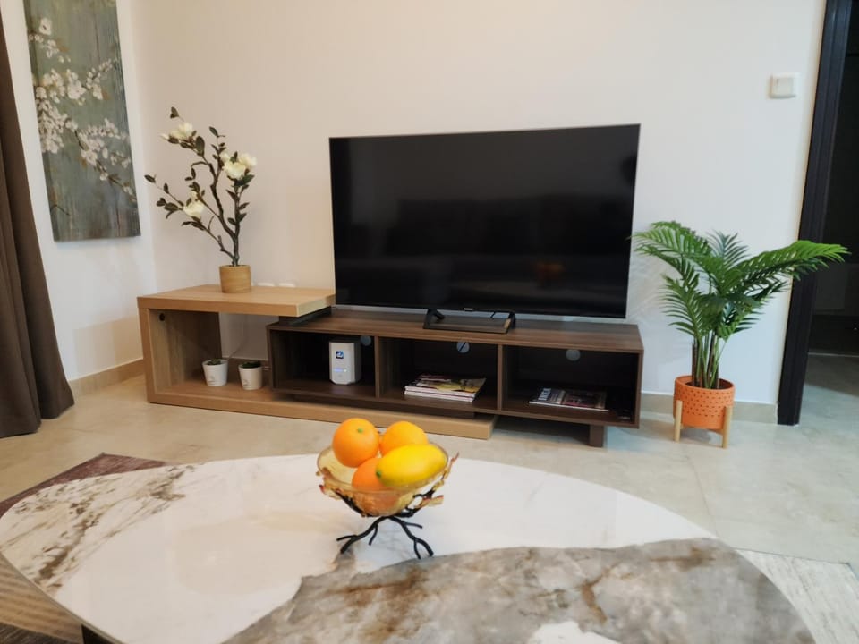 Communal lounge/ TV room, TV and multimedia, Evening entertainment