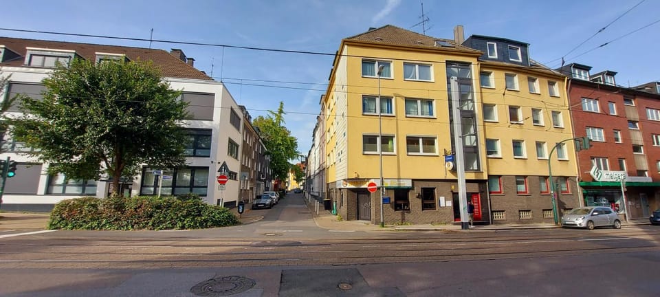 Property building, Neighbourhood, City view