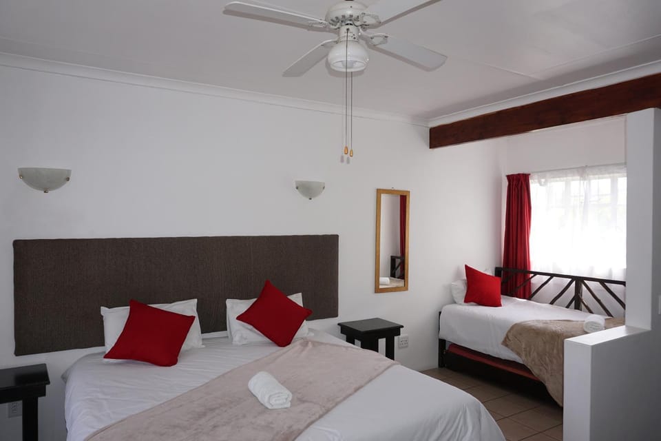 Photo of the whole room, Bedroom, fireplace