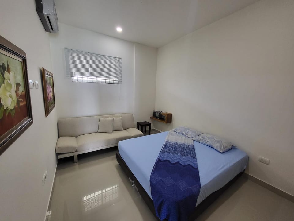 Bed, Bedroom, air conditioner