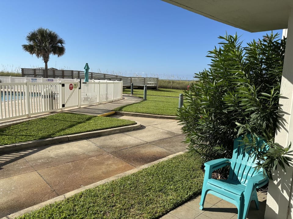 Regency Towers W 101 Apartment in Pensacola Beach