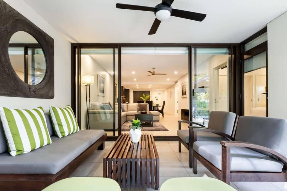 The Plunge Pool Residence - Private Resort Living Apartment in Port Douglas