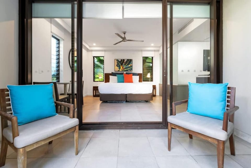 Swim-out Tropical Haven at Temple Resort Apartment in Port Douglas