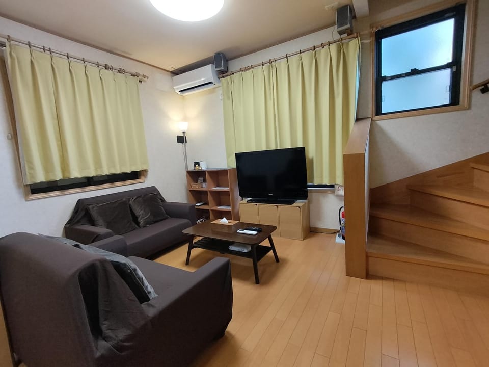 TV and multimedia, Living room, air conditioner