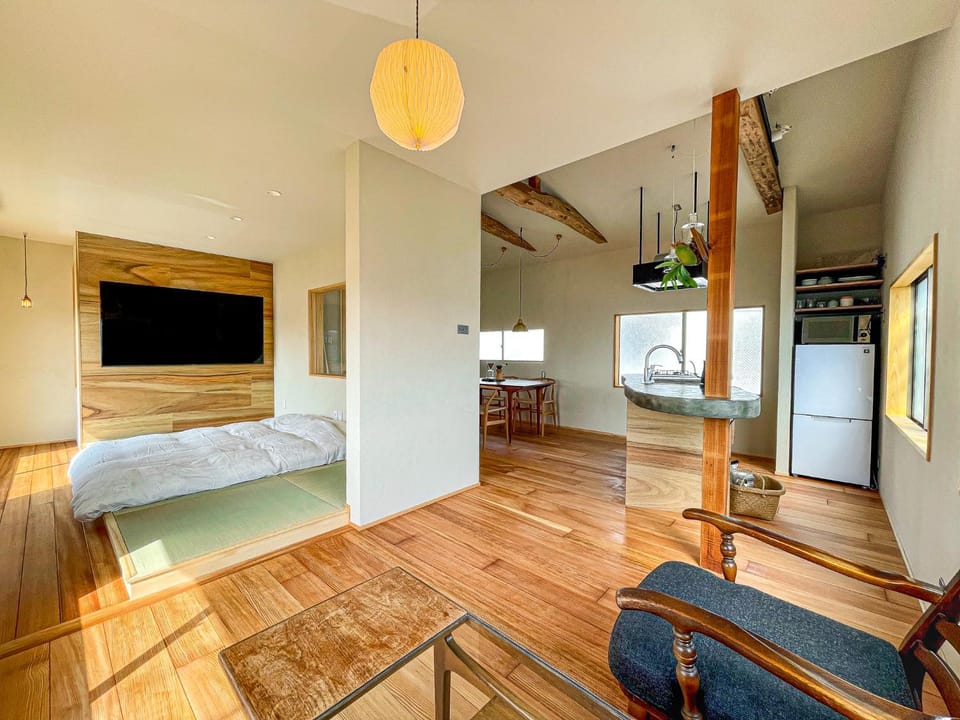 Kitchen or kitchenette, Living room, Bedroom