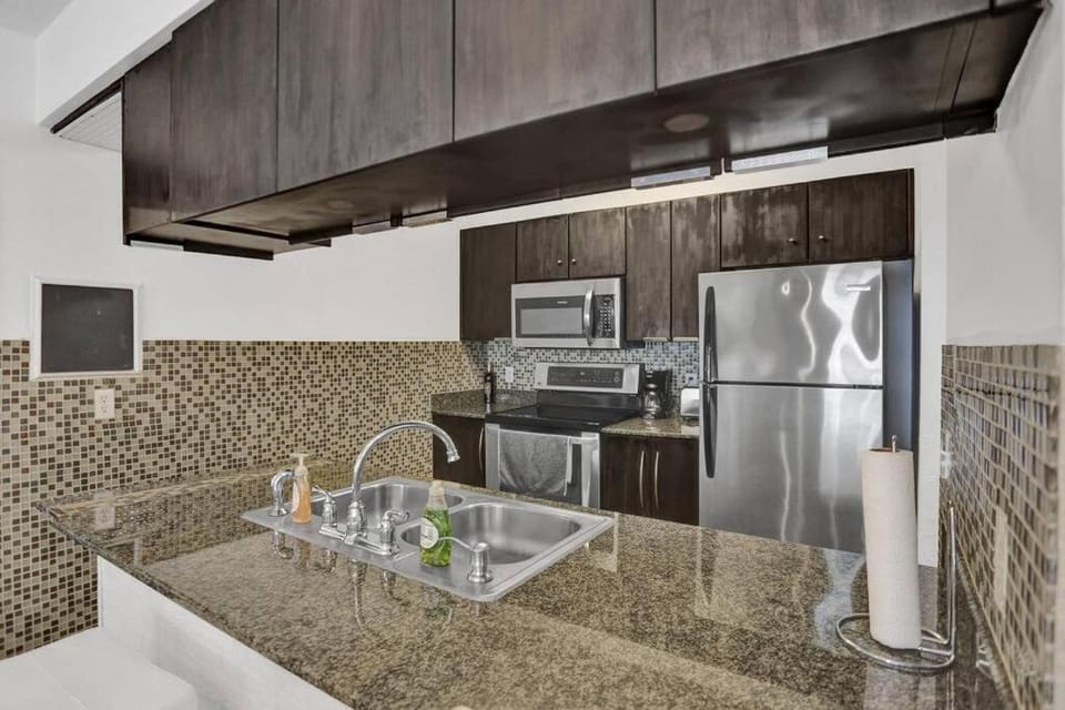 Superb Private unit Perfectly Located In Brickell Apartment in Brickell