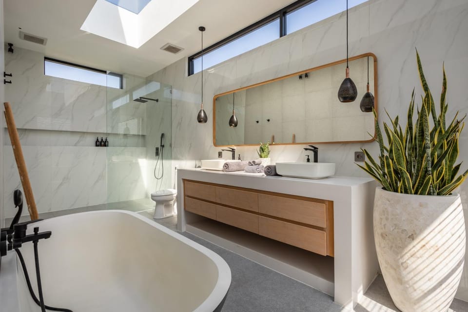 Bathroom, Bath