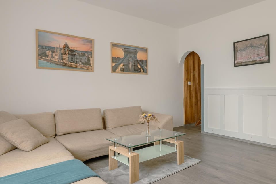 Terminal Garden Apartman Apartment in Budapest