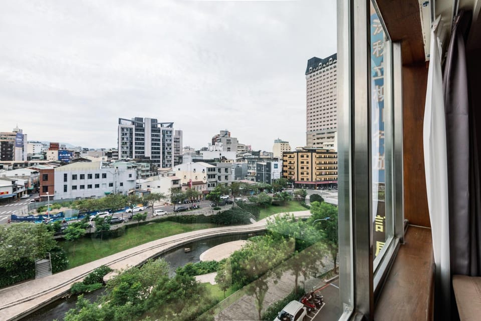 Mercury Hotel Taichung Hotel in Fujian