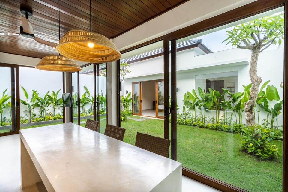 Garden, Dining area, Garden view