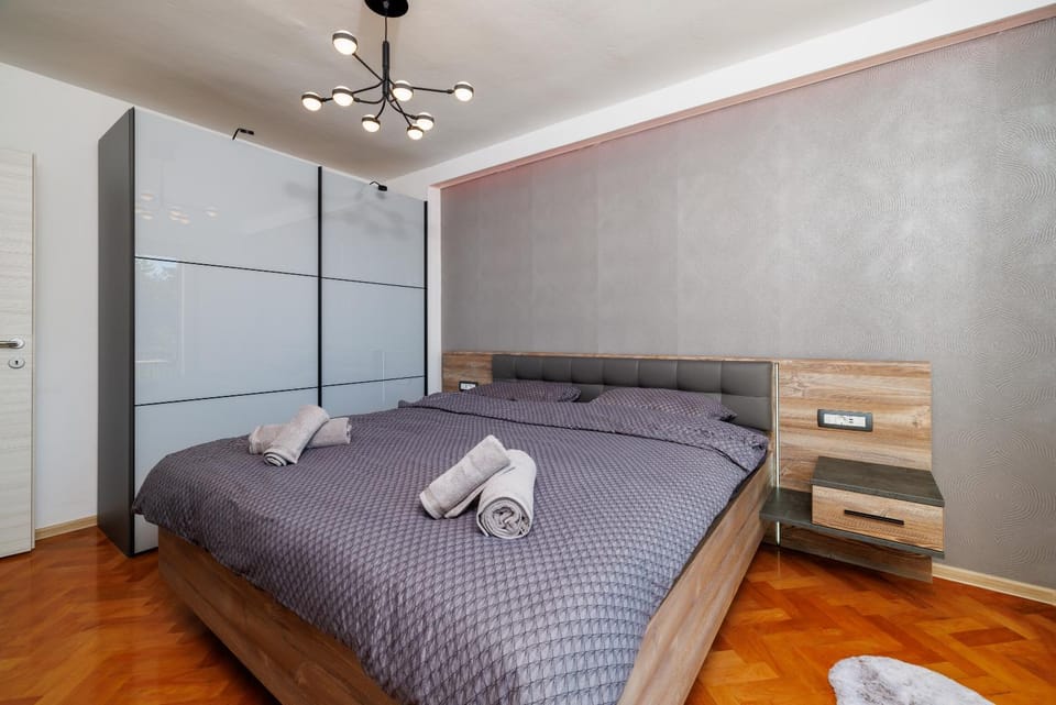 Bed, Evening entertainment, Bedroom, wardrobe