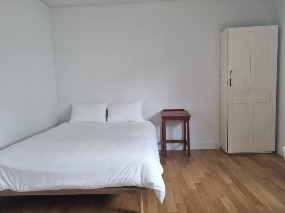 Bed, wardrobe
