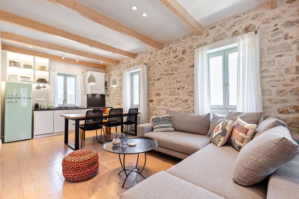 Kitchen or kitchenette, Living room, Dining area