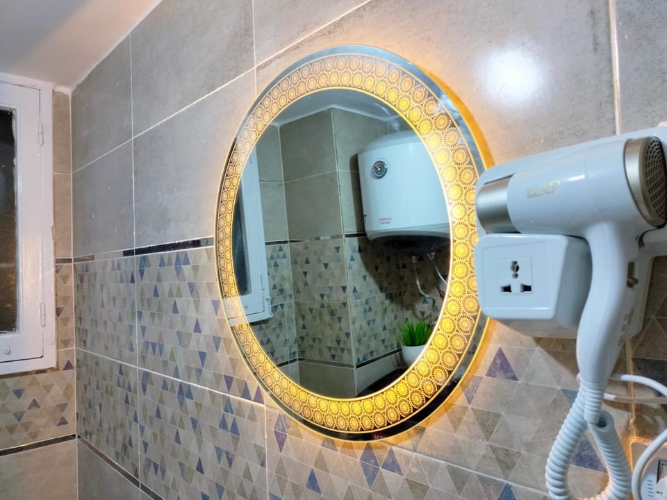 Bathroom, heating