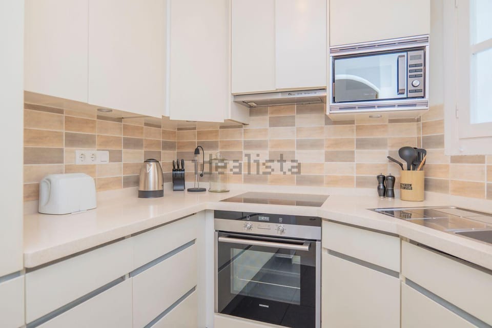 Garden level 2 bedroom Chalet with pool access Apartment in Sitio de Calahonda