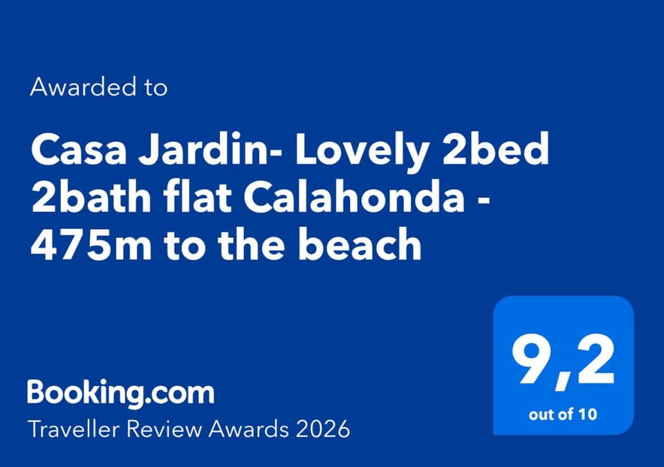 Garden level 2 bedroom Chalet with pool access Apartment in Sitio de Calahonda