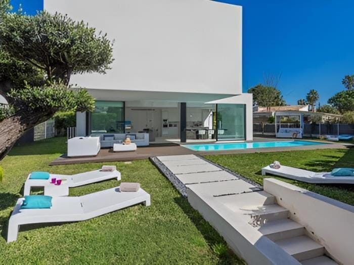 Villa Pau House in Pla de Mallorca