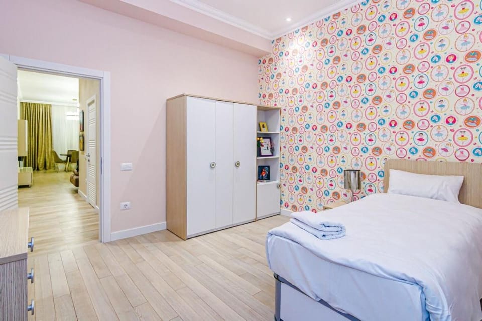 Luxury Apartment on Marioot Palace Apartment hotel in Baku