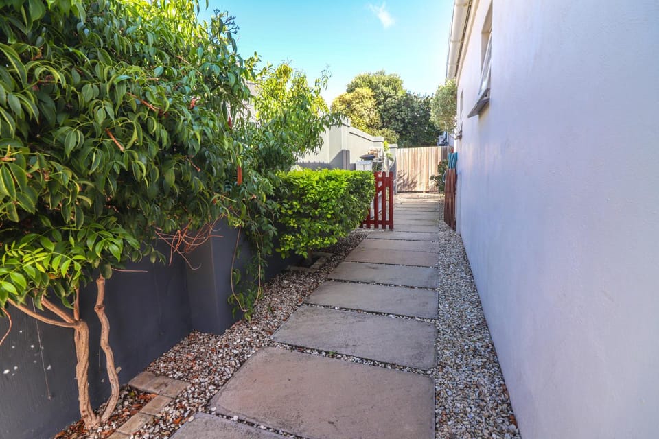 Delightful db story loft with airconditioning Apartment in Hermanus